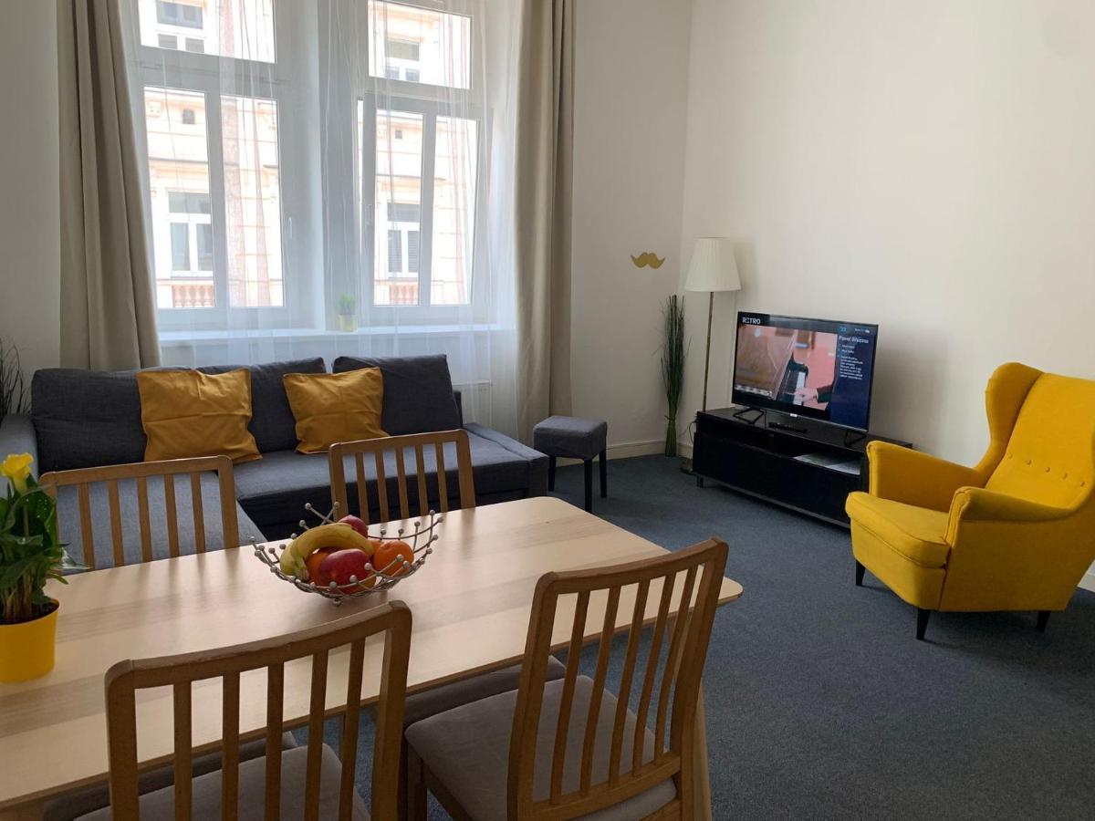 Little Tom Apartments Prag Eksteriør billede